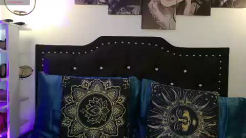 Snapshot of samanthagrant_ chatting on July 16, 7:20 pm IGSamanthaGrant 10 online show from July 16, 7:20 pm