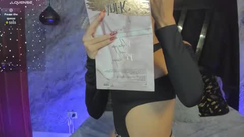 Snapshot of samanthaharpper chatting on October 17, 11:07 pm samanthaharpper online show from October 17, 11:07 pm