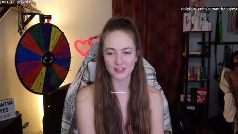 Snapshot of samanthahayesxoxo chatting on December 4, 4:10 am The Real Samantha Hayes haha online show from December 4, 4:10 am