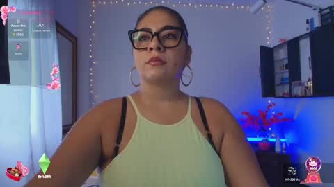 samanthahut1 online show from October 5, 8:07 pm