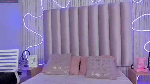 Alejandra  online show from January 19, 12:09 pm