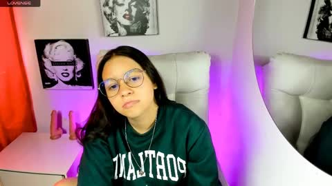 Samantha online show from April 7, 3:34 pm