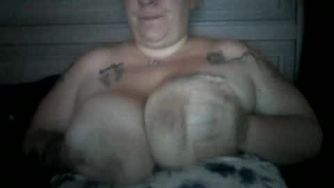 Snapshot of samanthasweetheart0402 chatting on July 2, 6:25 pm samanthasweetheart0402 online show from July 2, 6:25 pm