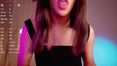 Snapshot of samara_gray chatting on January 8, 7:27 pm SAMARA GRAY online show from January 8, 7:27 pm