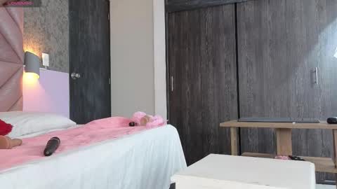 Sara  online show from March 20, 11:37 am