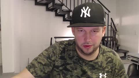 Snapshot of samariterbw chatting on December 4, 11:13 pm TopBoy online show from December 4, 11:13 pm