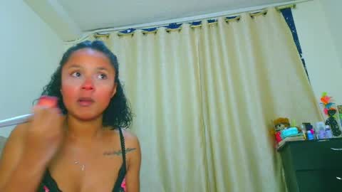 samary thomas online show from May 7, 11:21 pm