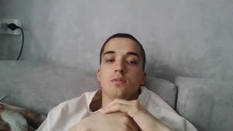 Snapshot of samcumtv chatting on April 19, 5:40 am multitooman online show from April 19, 5:40 am