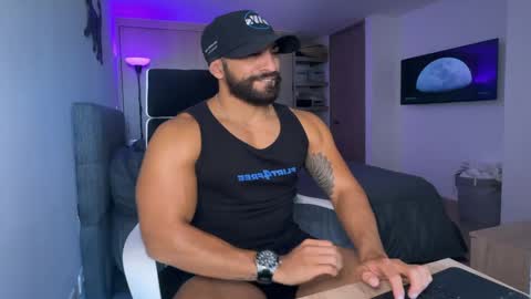 Sam Dornan online show from January 20, 4:01 pm