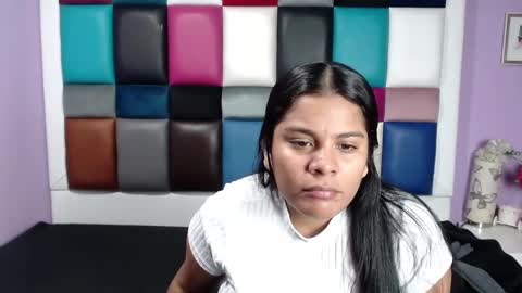 Snapshot of samevanshot chatting on December 28, 3:37 am samevanshot online show from December 28, 3:37 am