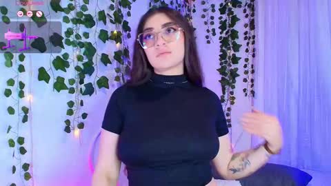 samii evans  online show from November 26, 6:25 am