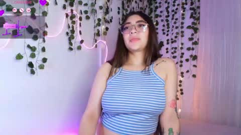 samii evans  online show from March 7, 5:04 am