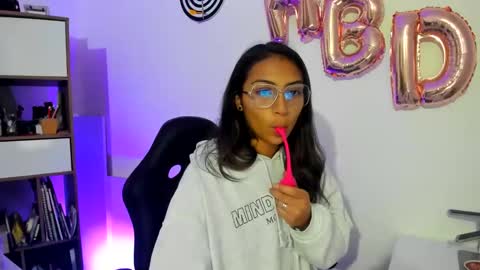 Snapshot of samikiulers chatting on December 9, 11:45 pm Sami online show from December 9, 11:45 pm