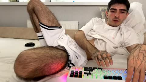 Sam online show from April 4, 1:19 pm