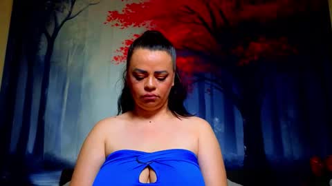     online show from March 22, 9:07 pm