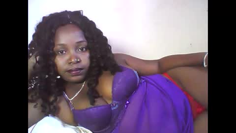 samirah_69 online show from April 18, 9:57 am