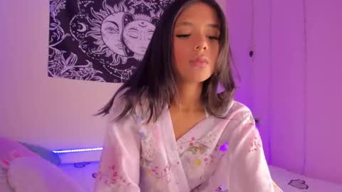 samirose_ online show from March 14, 2:44 pm