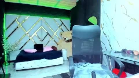 Luisa online show from September 27, 11:59 am