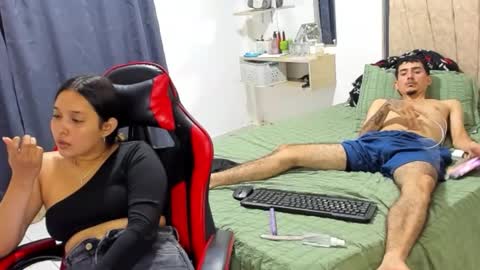 Snapshot of sammy_369 chatting on February 19, 1:12 am sammy_369 online show from February 19, 1:12 am