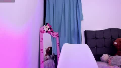 Snapshot of sammy_bunny1 chatting on May 13, 3:59 am Samantha online show from May 13, 3:59 am
