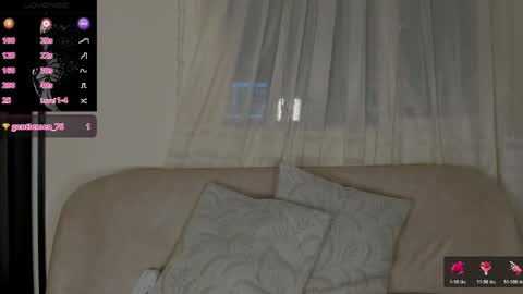 Snapshot of sammy_jhonson25 chatting on June 8, 11:49 pm sammy_jhonson25 online show from June 8, 11:49 pm