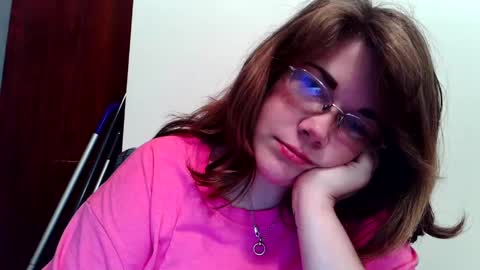 Snapshot of sammy_lyn chatting on September 16, 5:14 pm Sam online show from September 16, 5:14 pm