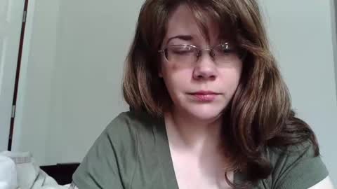 Snapshot of sammy_lyn chatting on October 6, 4:59 pm Sam online show from October 6, 4:59 pm