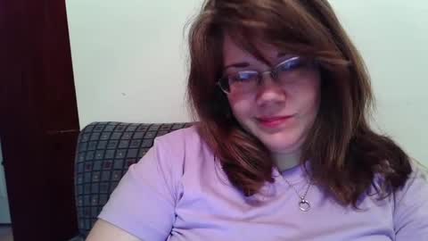 Snapshot of sammy_lyn chatting on October 9, 5:00 pm Sam online show from October 9, 5:00 pm