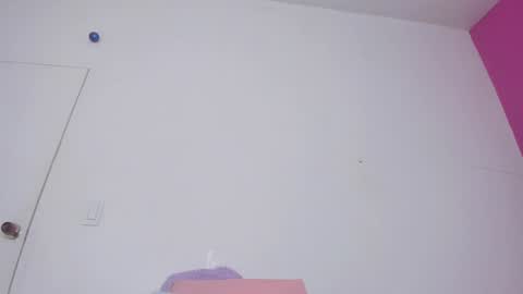 Snapshot of sammy_sm_ chatting on January 15, 6:12 am Sammy online show from January 15, 6:12 am