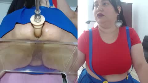 Snapshot of sammyevanss__ chatting on February 2, 6:53 pm SAMMY online show from February 2, 6:53 pm