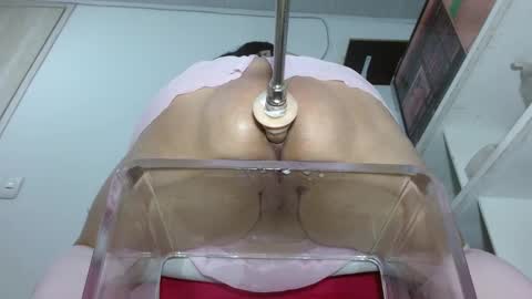 Snapshot of sammyevanss__ chatting on February 17, 3:25 am SAMMY online show from February 17, 3:25 am