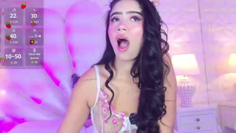 samanta online show from April 12, 11:37 am