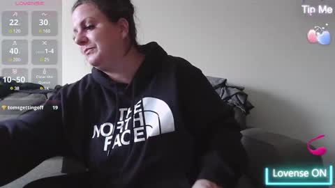 Snapshot of sammyraxx chatting on December 12, 3:37 pm Sammy Raxx online show from December 12, 3:37 pm