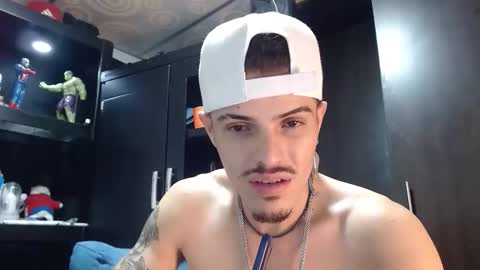 Snapshot of sammytop22 chatting on September 26, 2:37 am sammy model independiente online show from September 26, 2:37 am