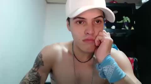 Snapshot of sammytop22 chatting on October 15, 1:28 am sammy model independiente online show from October 15, 1:28 am