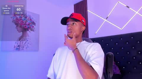 sammyyadams_ online show from October 7, 1:08 pm