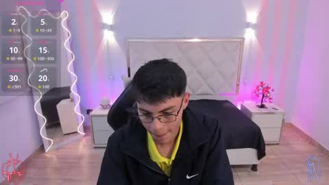 Snapshot of samu_tay chatting on June 6, 3:44 am samu_tay online show from June 6, 3:44 am