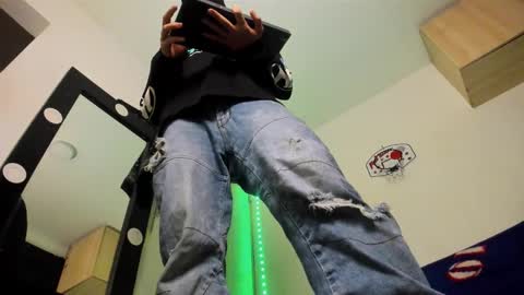   online show from February 20, 5:04 am