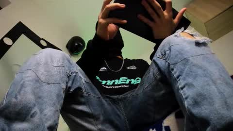   online show from February 20, 6:26 am