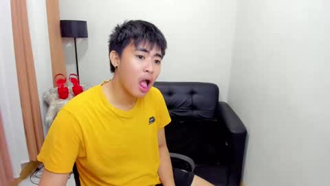 Sam online show from December 2, 2:09 am