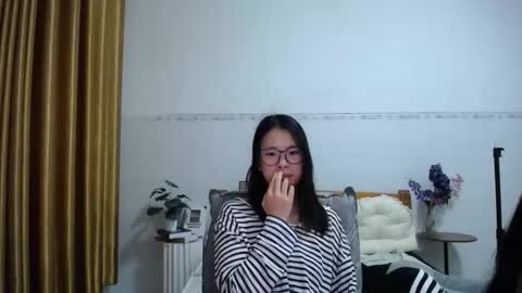 samuelbarrett online show from April 15, 1:18 pm