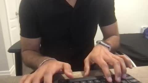 Snapshot of samwise2418 chatting on October 10, 4:55 am Sam W dick strip tease online show from October 10, 4:55 am