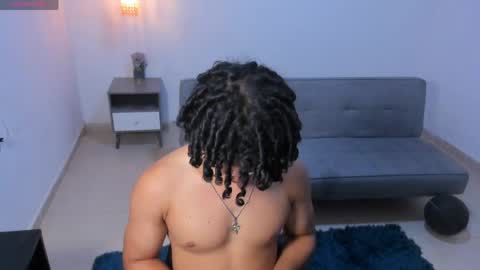 Snapshot of samxx_muscle chatting on May 22, 2:22 pm samxx_muscle online show from May 22, 2:22 pm
