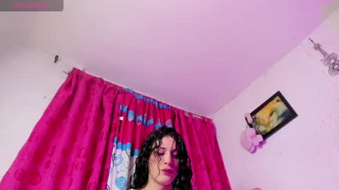 Snapshot of samy_ice chatting on May 22, 8:36 pm samy_ice online show from May 22, 8:36 pm