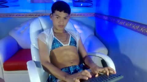 Snapshot of samy_millers chatting on June 4, 8:15 pm SAM online show from June 4, 8:15 pm