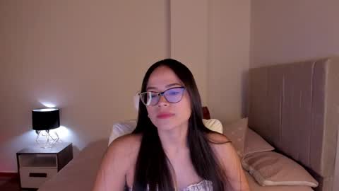 Snapshot of samy_one chatting on April 19, 9:17 pm Samy online show from April 19, 9:17 pm