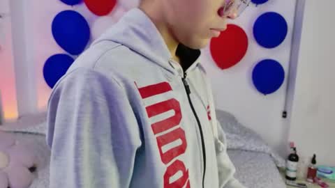 Snapshot of samy_twink chatting on July 6, 3:14 am Sammy online show from July 6, 3:14 am