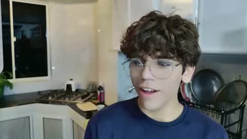 Snapshot of samy_twink chatting on July 24, 4:10 am Sammy online show from July 24, 4:10 am