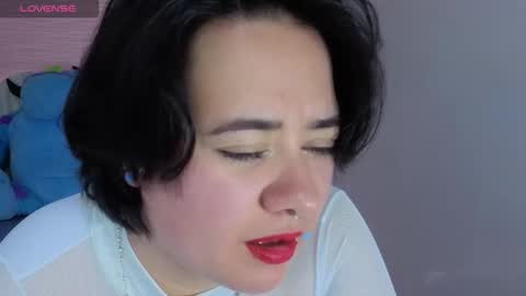 Snapshot of samythomas_t chatting on February 25, 8:40 pm samythomas_t online show from February 25, 8:40 pm