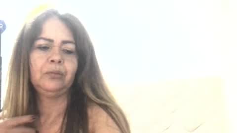 Snapshot of sanddi_milff chatting on May 11, 12:38 am Sanddi online show from May 11, 12:38 am